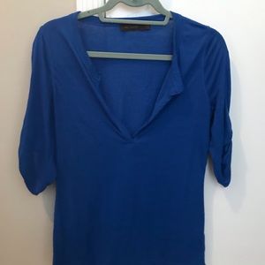 Limited 3/4 sleeve blue shirt